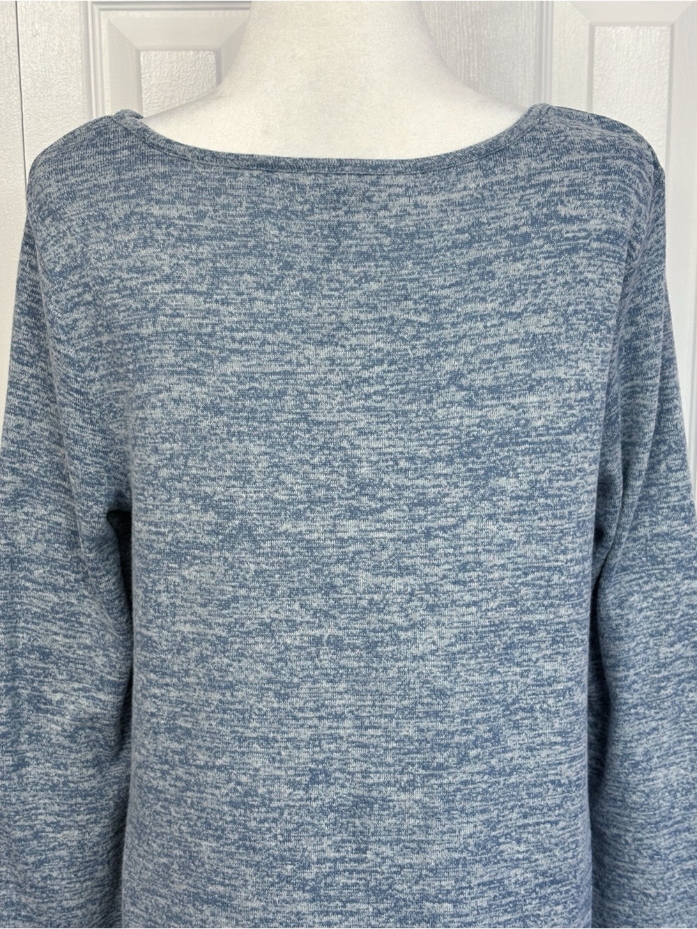 NWT Cable & Gauge Smokey Blue Soft Knit Crochet Lace A-Line Top Large - Picture 15 of 16